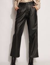 PANTALON CLOVER CUERINA