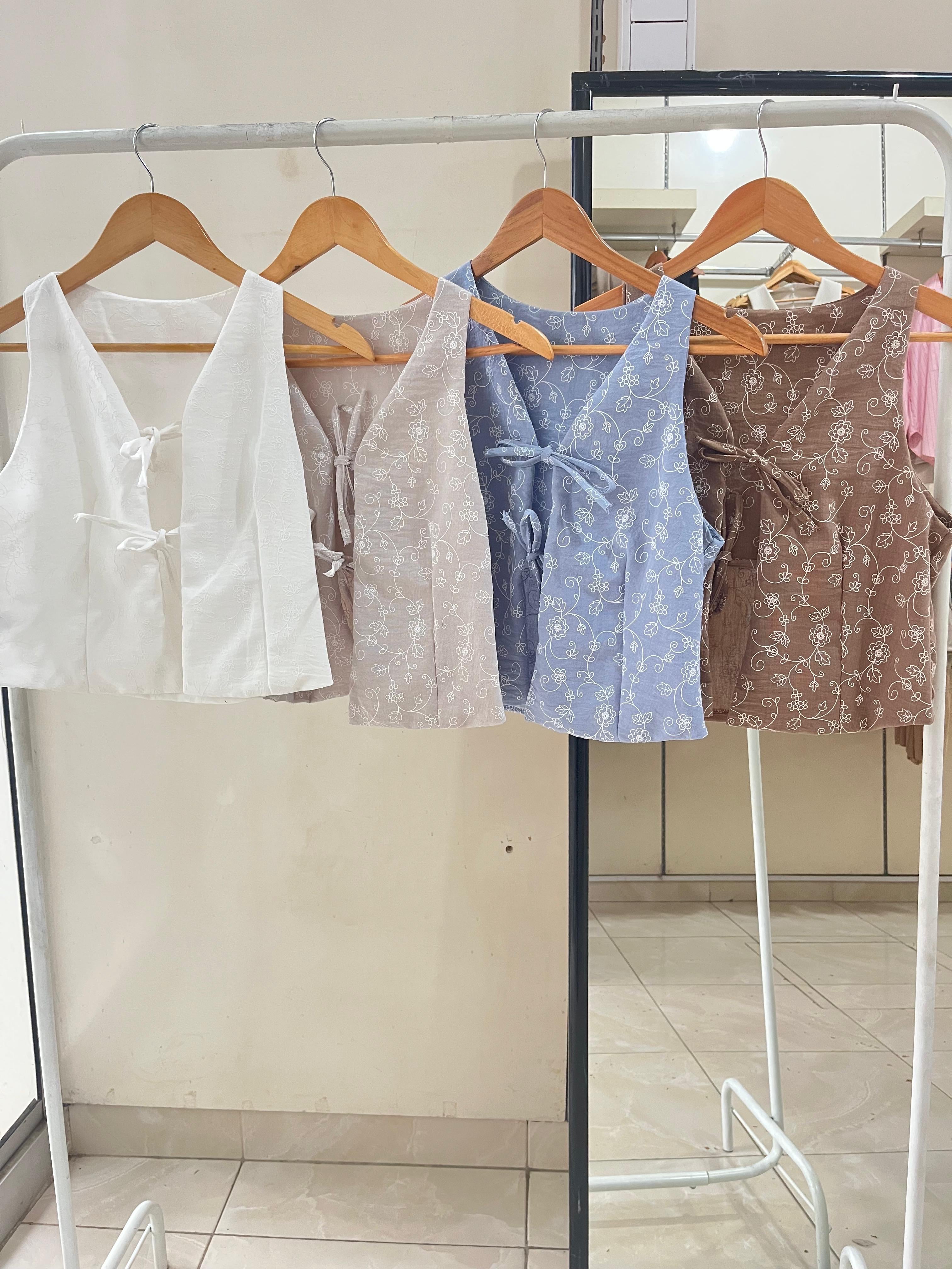 CHALECO JUPITER BORDADO