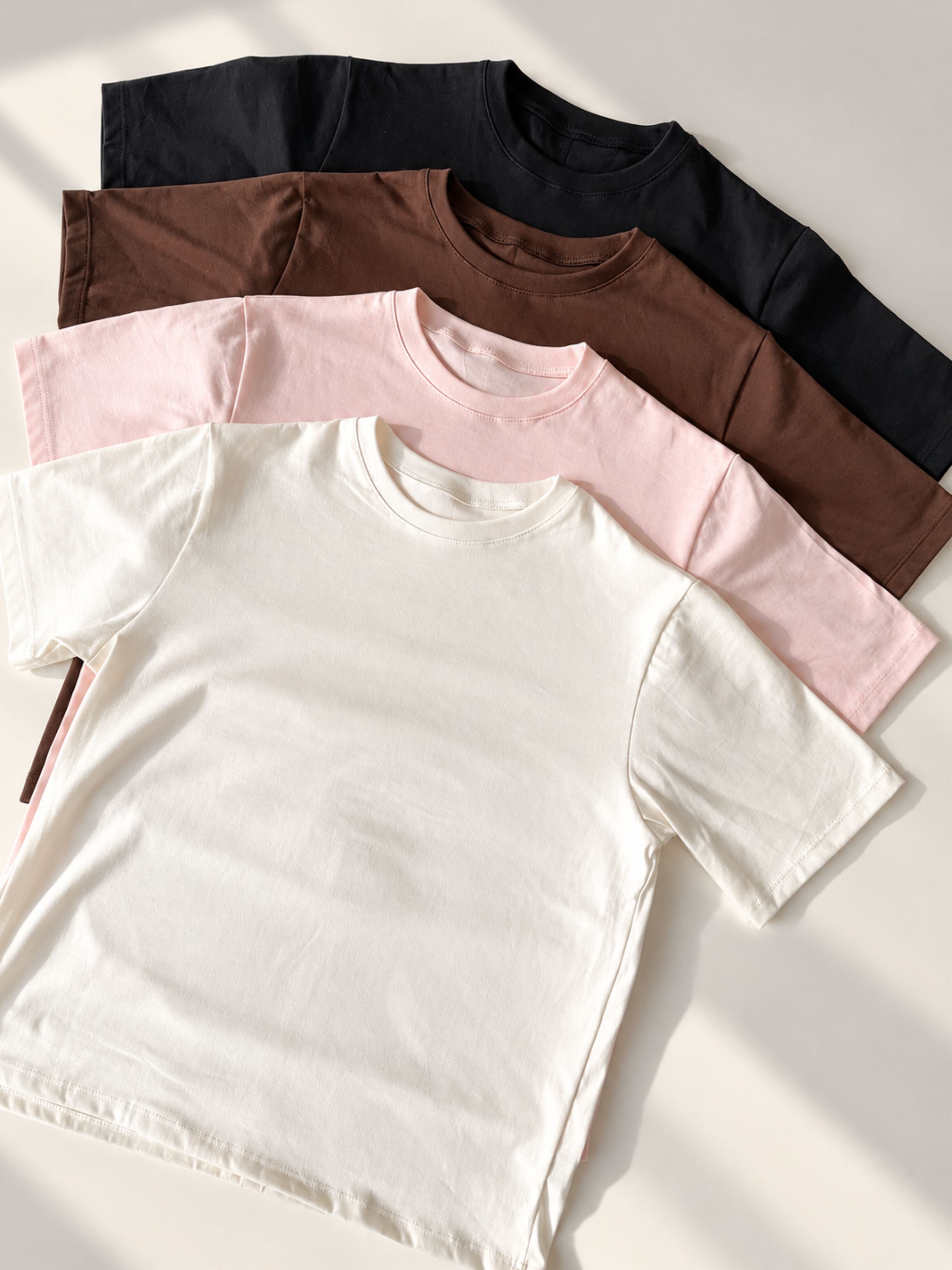 REMERA NOLA